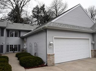 1036 Hidden Creek Dr, Muskegon, MI 49441