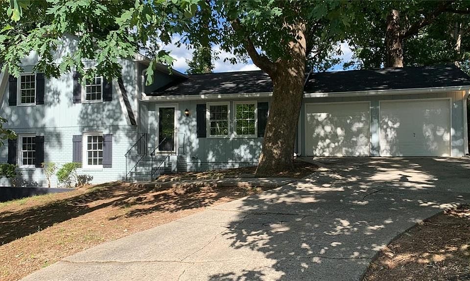 1st image of 2728 Rosemont Dr