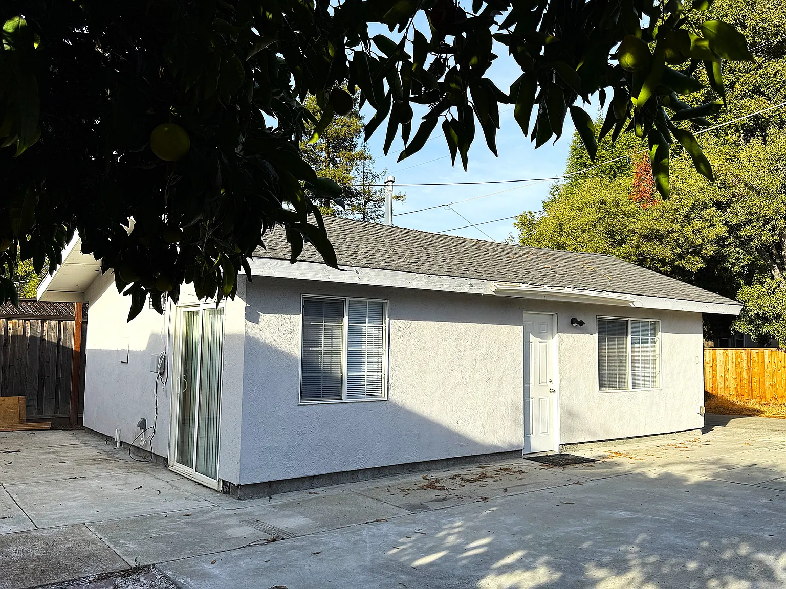 2 bed, 611 sqft, $2,600 — Photo 1