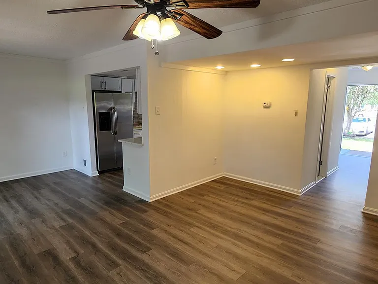 19 Wedgedale Dr — Photo 13