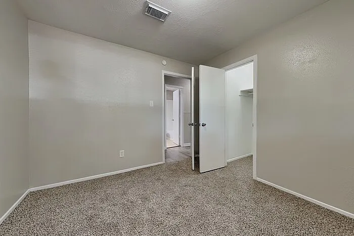 7731 Bunker Wood Ln — Photo 13