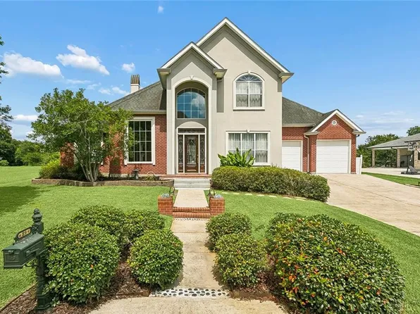89 Natchez Trace Dr, Harvey, LA 70058