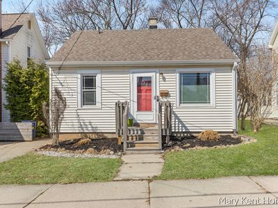 1319 Ashland Ave NE, Grand Rapids, MI, 49505