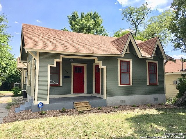 1st image of 814 W Rosewood Ave
