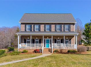 204 Longwood Dr, Advance, NC 27006