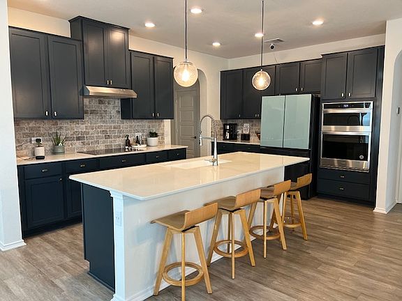 2nd image of 270 Kat Garnet Dr