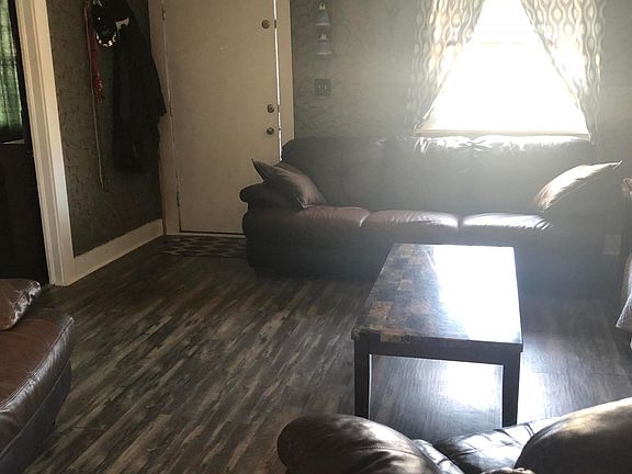 4th image of 1617 S Ong St