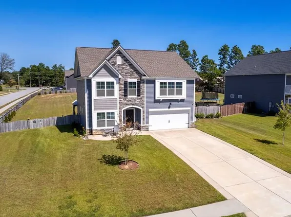 2 Belle Ct, Camden, SC 29020