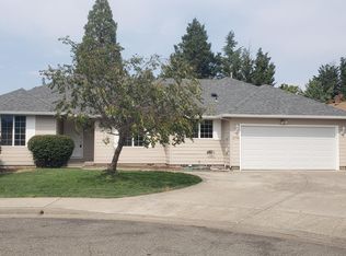 2774 Tyee Ct, Grants Pass, OR 97527