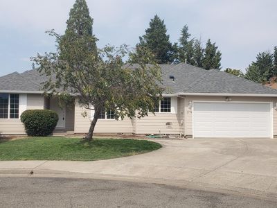 2774 Tyee Ct, Grants Pass, OR, 97527