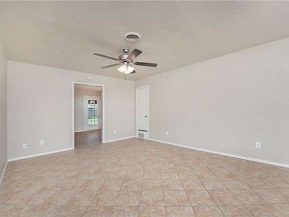 3rd image of 2020 Meeker Dr