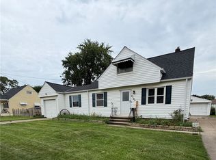 5289 Smith Rd, Brookpark, OH 44142