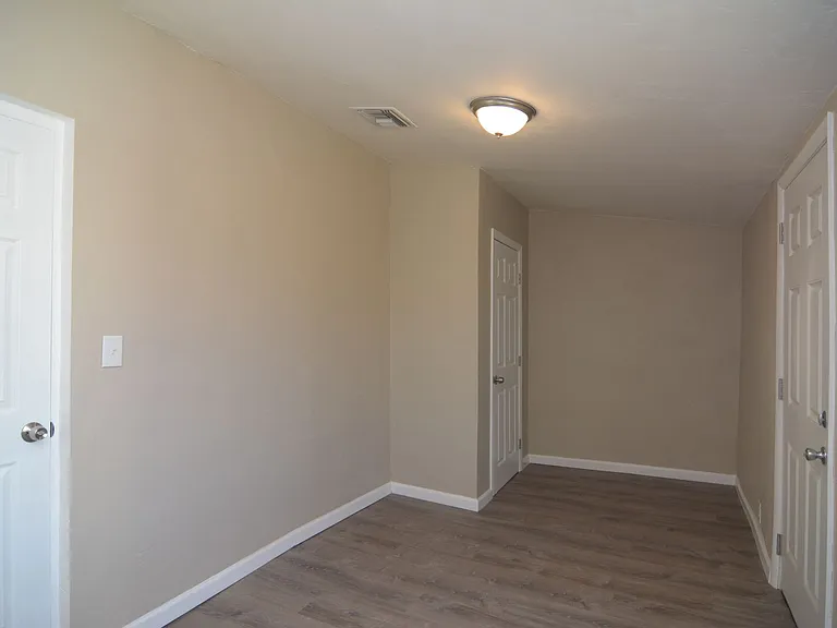 835 E Graybill Dr — Photo 14