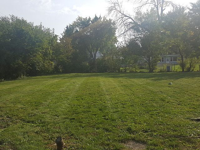 1st image of 209 Fred Paul Ct