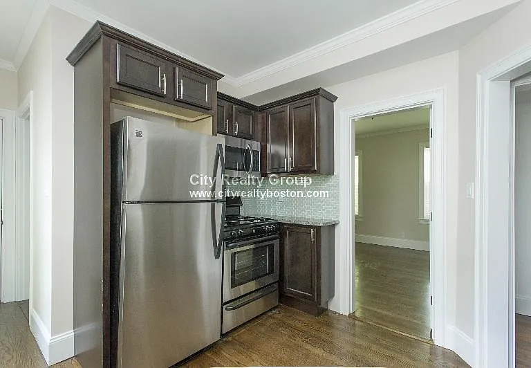 2971 Washington St #1A — Photo 1