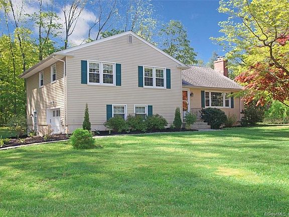 373 Reeds Gap Rd, Northford, CT 06472 | Zillow