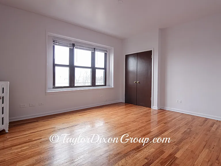 4033 W Gladys Ave #2S — Photo 16