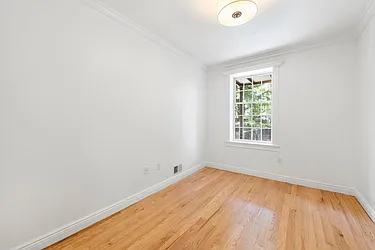 Rented by Nest Seekers International