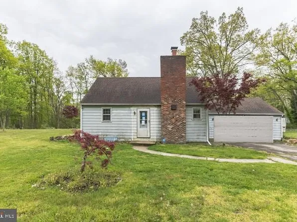 215 Girard Ave, Atco, NJ 08004