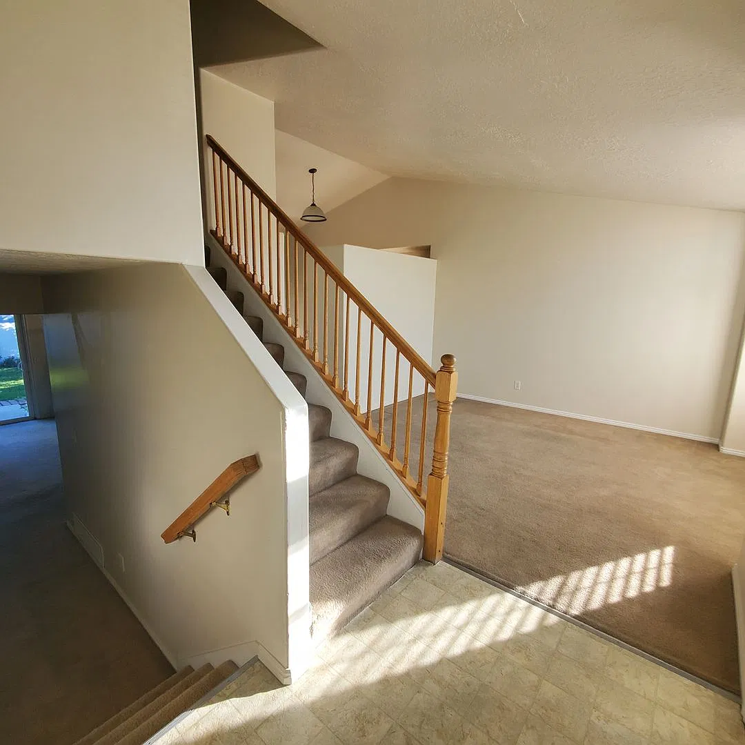 5 Bedroom South West Home — Photo 2