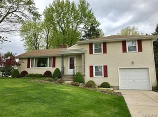 9440 Roll Rd, Clarence Center, NY 14032