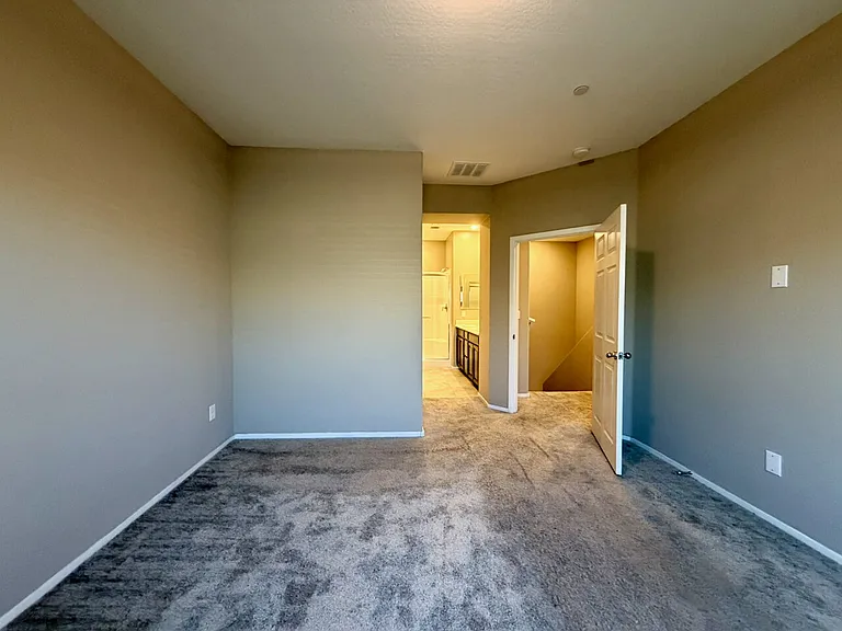 4536 Lafontaine Ct #1080 — Photo 30