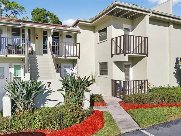 7400 College Pkwy APT 7C, Fort Myers, FL 33907