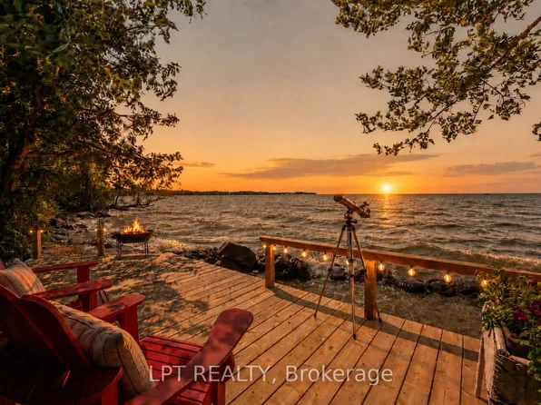293 Hedge Rd, Georgina, ON L0E 1R0