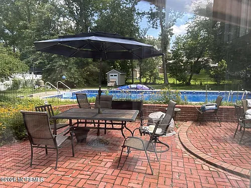 11 Benet Dr Photo 1
