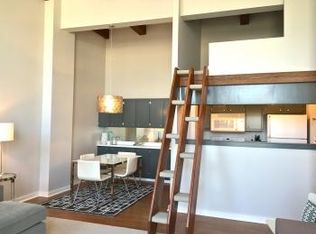 5 Commercial Wharf #3, Newport, RI 02840