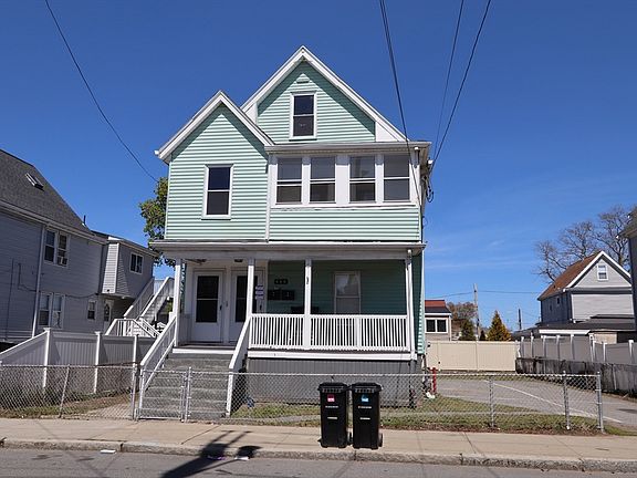 2nd image of 444 Bryant St