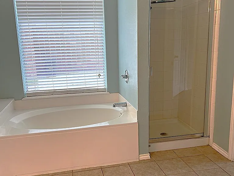12919 Cascadia Knoll Ct — Photo 13