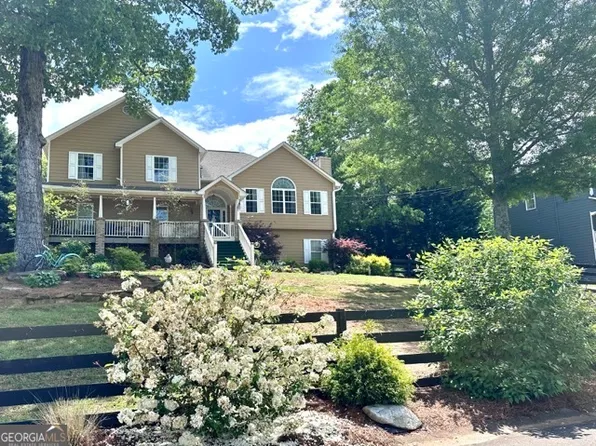 279 S Woods Dr, Jasper, GA 30143