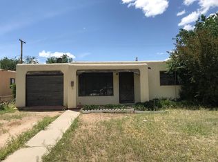 2709 Mary Ellen St NE, Albuquerque, NM 87112