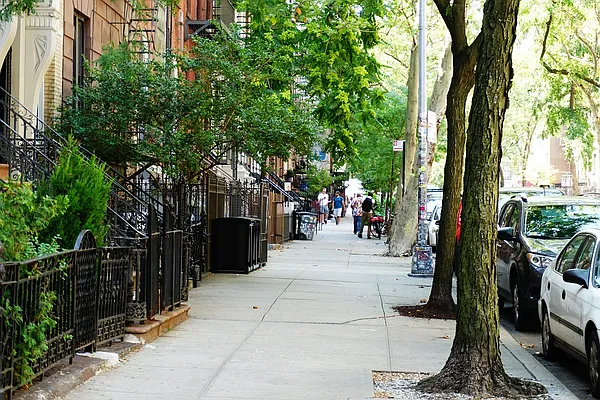 Rented by Renetta Real Estate | media 28