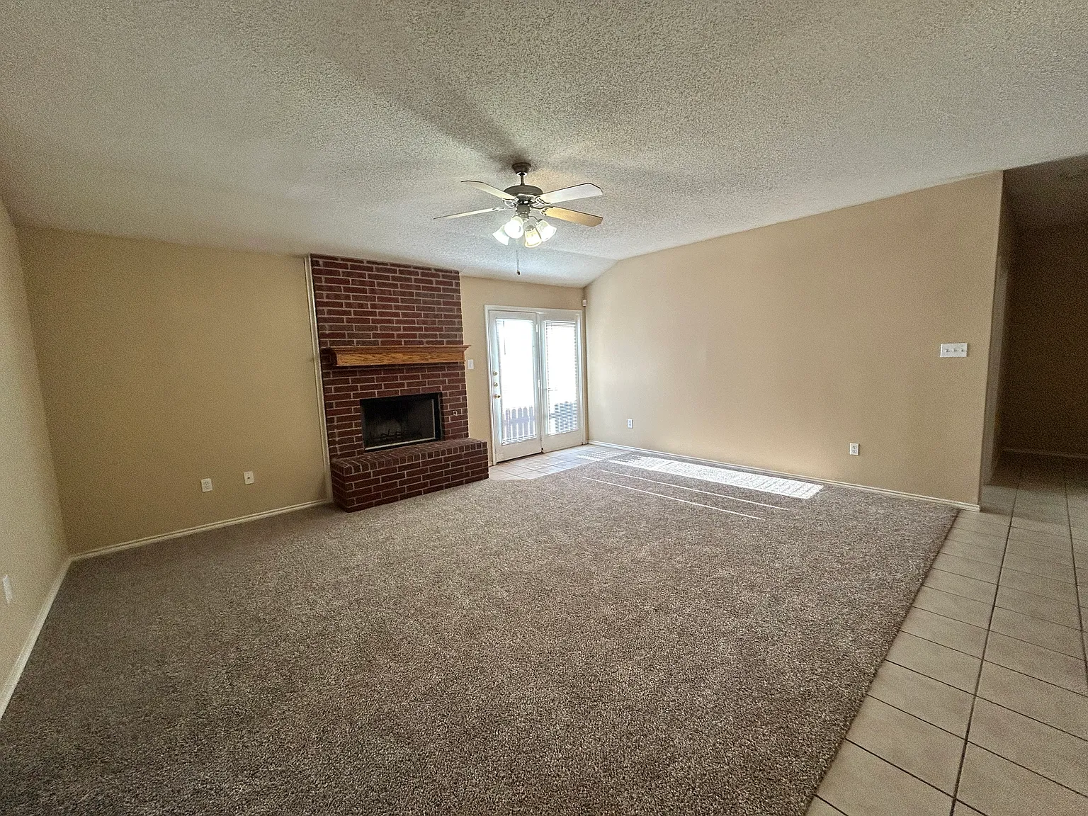 3 bed, 1694 sqft, $1,350 — Photo 3