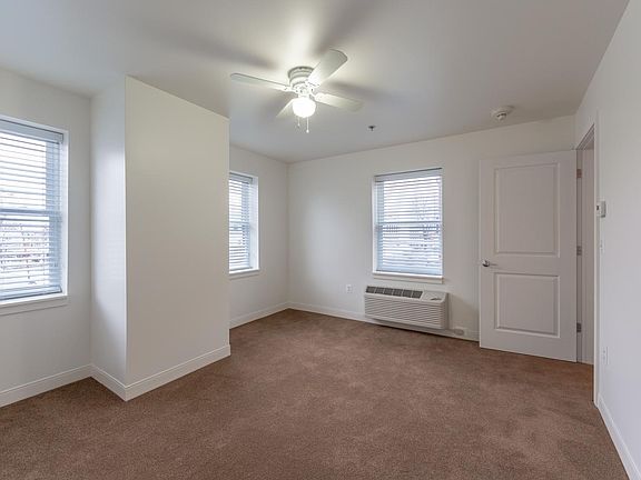 5th image of 76 Rittenhouse Pl APT A4