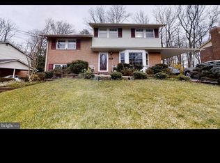 4301 Burke Station Rd, Fairfax, VA 22032