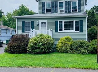 39 Philo Blvd, Edison, NJ 08837