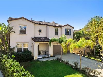 22046 Halsted St, Chatsworth, CA, 91311