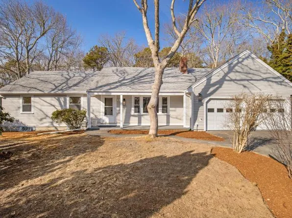 56 Outpost Lane, Centerville, MA 02632