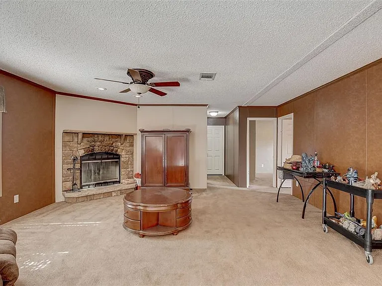 4611 Miley Rd — Photo 5