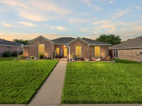 327 Choctaw Trl, Waxahachie, TX 75165