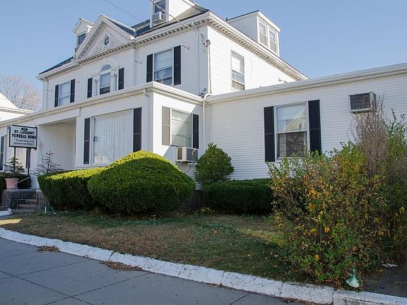 2nd image of 554 Western Ave