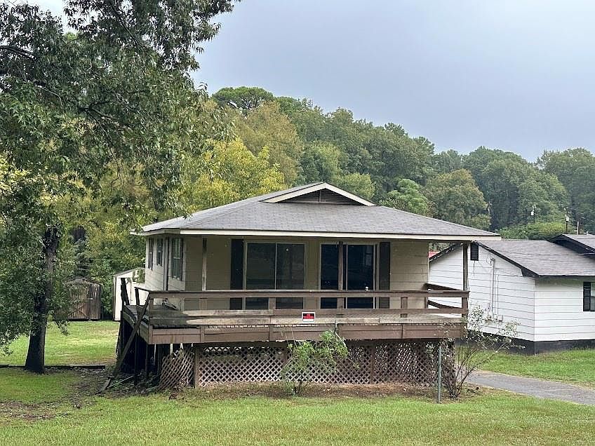 1st image of 20394 Lakeshore Dr