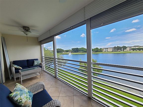 3rd image of 3204 Portofino Pt #N3