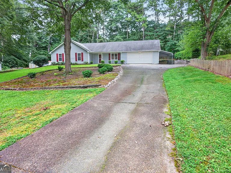 129 Springbrook Dr — Photo 2