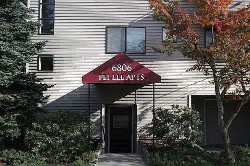 2nd image of 6806 Oswego Pl NE #201