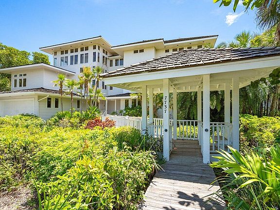4th image of 7737 SE Loblolly Bay Drive