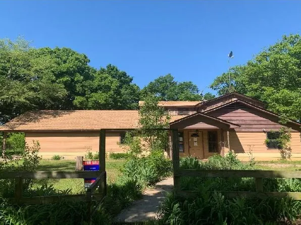 15561 Liddell Park Dr, Marietta, OK 73448